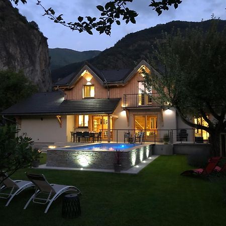 Chalet Barbara With Swimming Pool In The Heart Of Oisans Le Bourg-dʼOisans 外观 照片