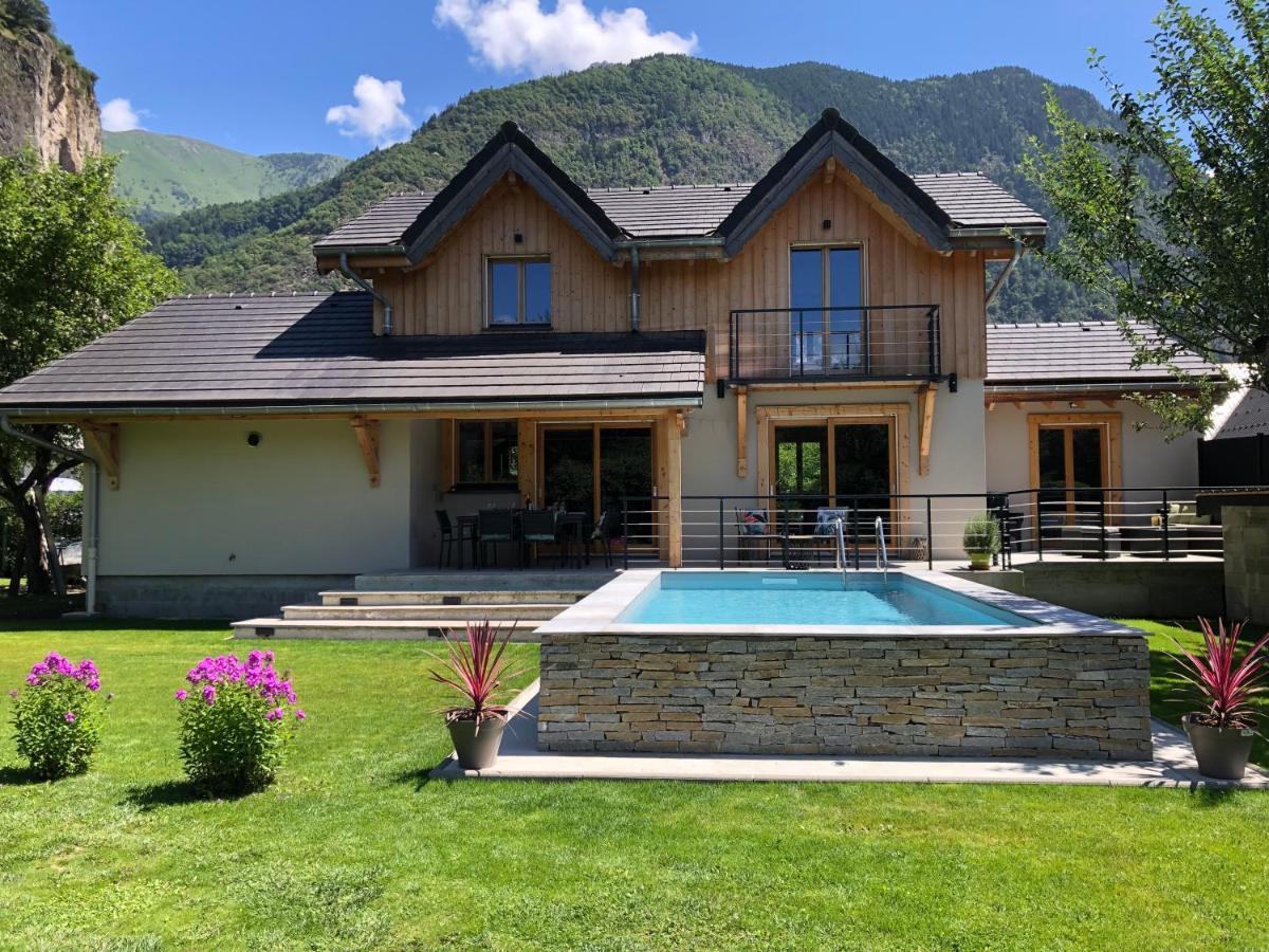 Chalet Barbara With Swimming Pool In The Heart Of Oisans Le Bourg-dʼOisans 外观 照片