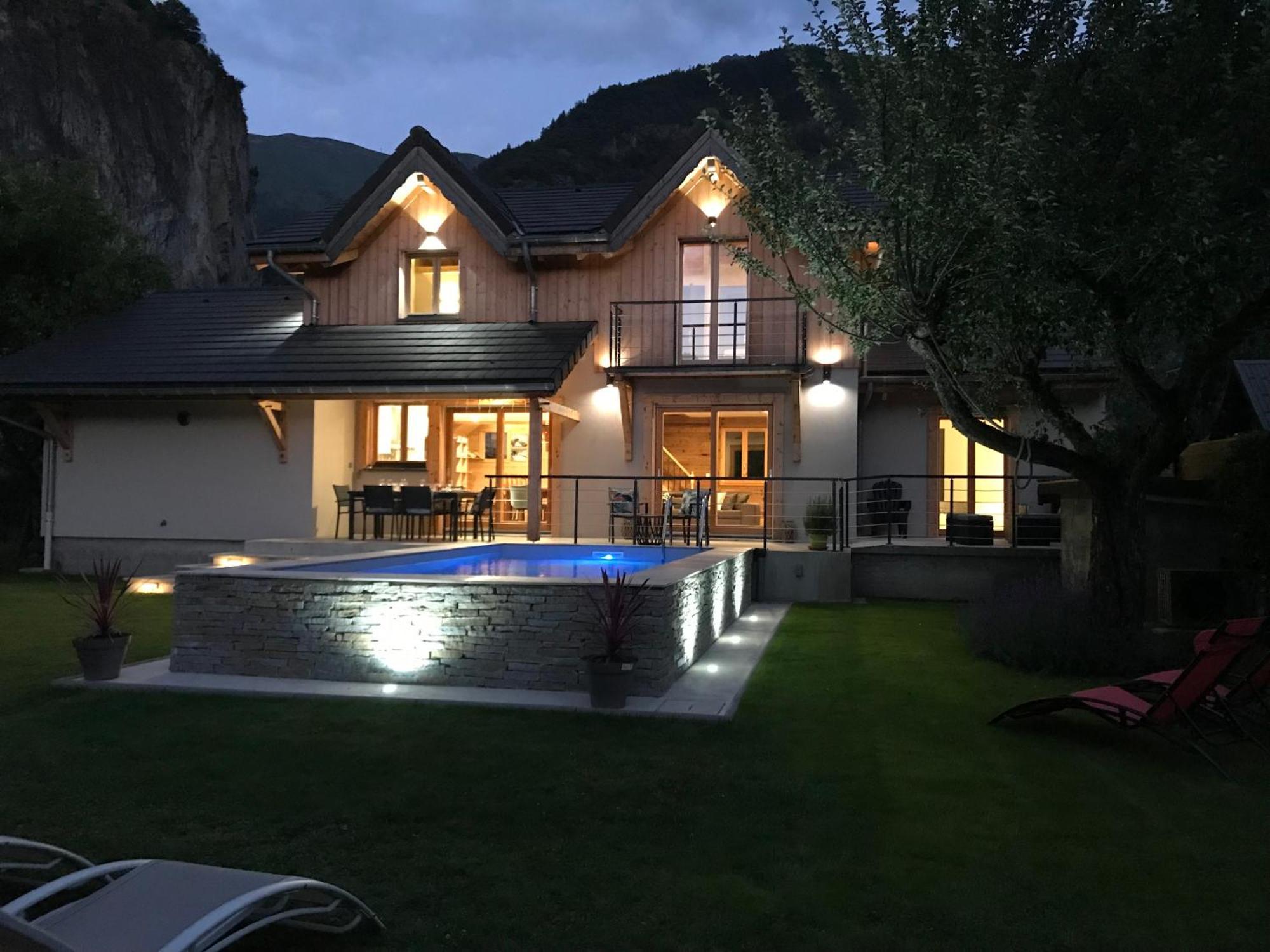 Chalet Barbara With Swimming Pool In The Heart Of Oisans Le Bourg-dʼOisans 外观 照片